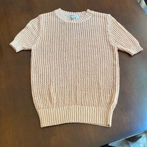 Viggoss: Tan/ copper mesh top